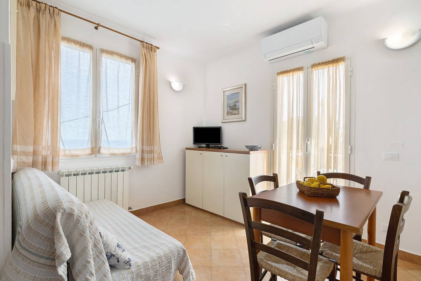Ganze Wohnung, Ferienwohnung 'La Realidad 6' mit Gemeinschaftspool, Wlan und Klimaanlage in Finale Ligure, Finale Ligure Gemeinde
