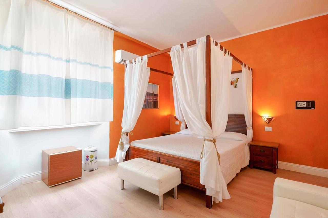 Villabeachcity Guesthouse in Poetto (Cagliari), Cagliari