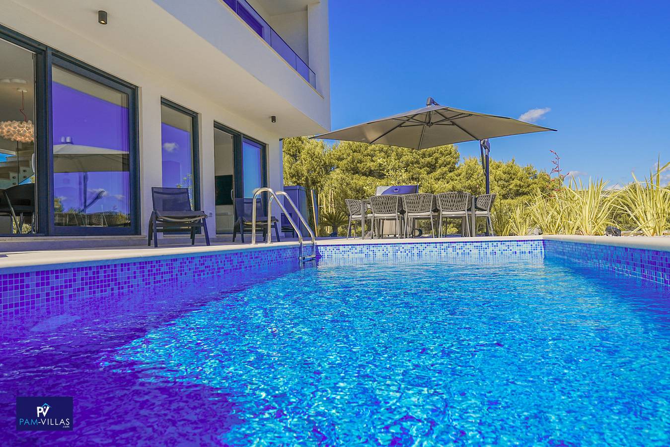 Primosten Hills West - Branded Luxury Villa in Primošten, Šibenik-Knin
