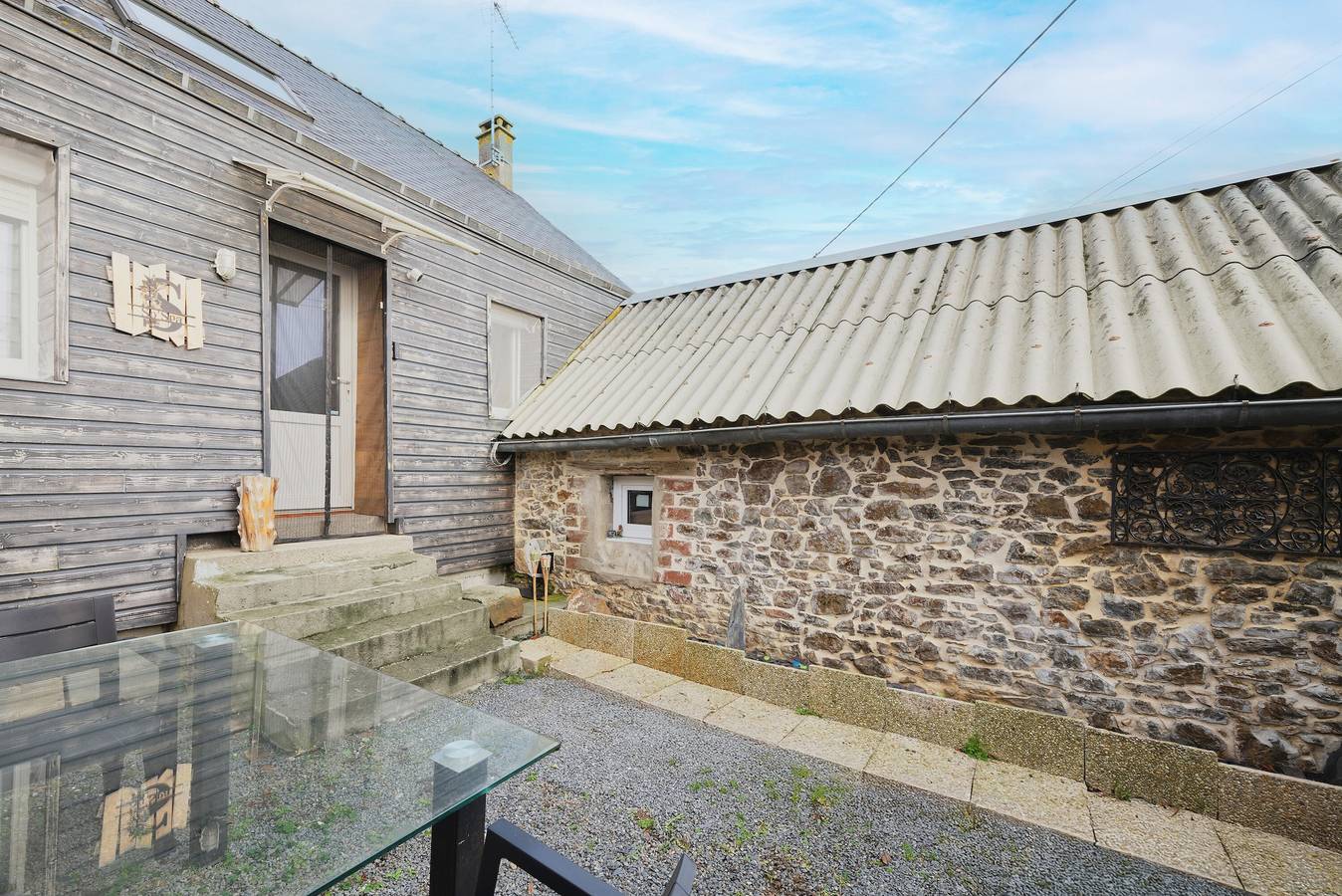 Casa de vacaciones 'So'spa' con terraza privada y jardín privado in Loiron, Le Genest-Saint-Isle