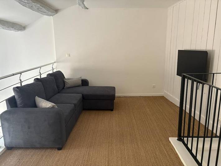 Location de vacances pour 5 personnes, avec balcon à Salles-sous-Bois - 2