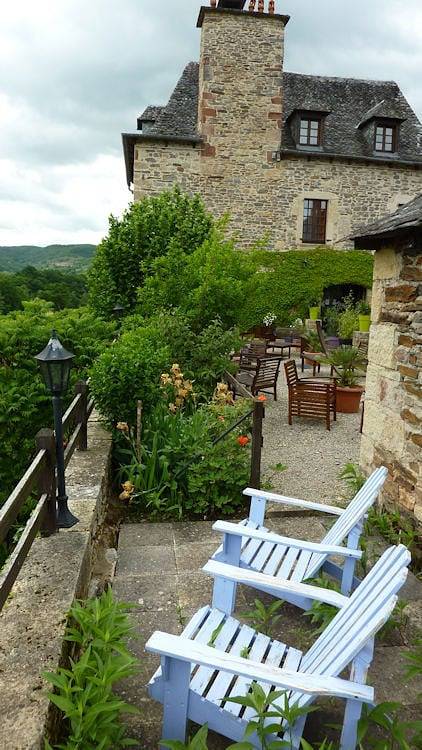 B&B Manoir de la Fabrègues - Chambre Shabby in Estaing (Aveyron), Massif central