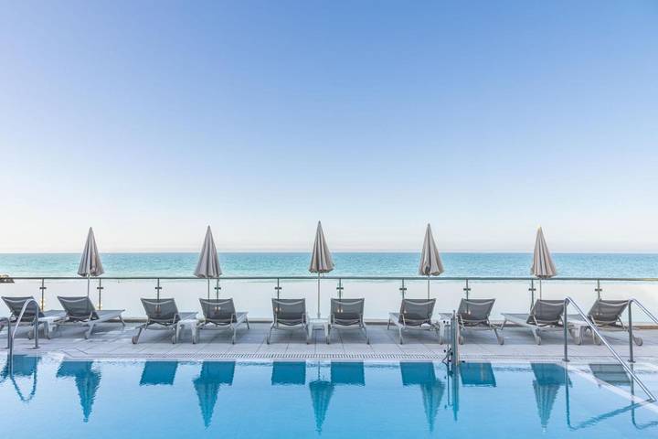 Hotel für 2 Personen, mit Terrasse und Kinderpool sowie Pool in Nerja