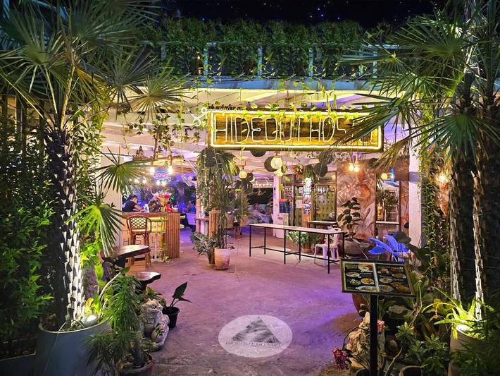 Auberge pour 2 personnes, avec terrasse et piscine