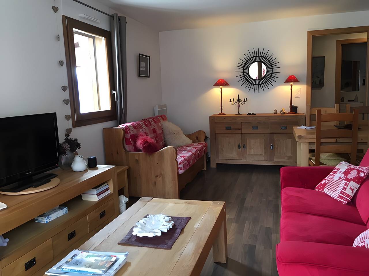 Apartamento entero, Apartamento «Le Madres» con vistas al lago y terraza privada in Les Angles, Región de Prades (Francia)