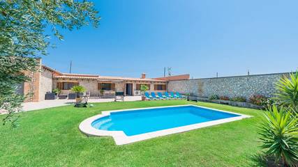 Villa in Sa Pobla, North Majorca für 7 