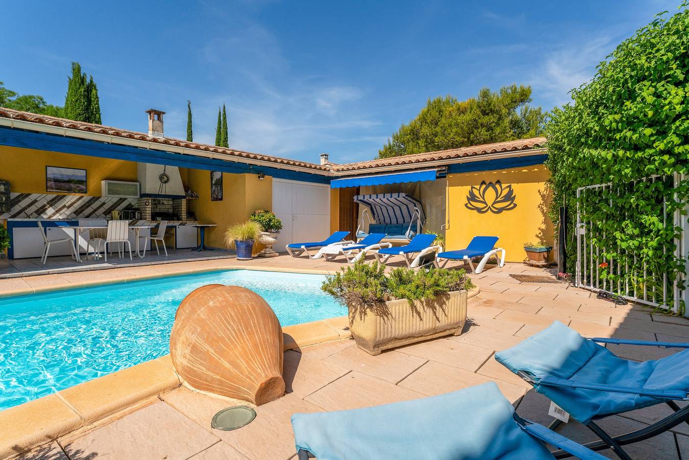 Ferienhaus „L'Olivier“ mit Gemeinschaftspool, Wlan und Klimaanlage in L'Isle-sur-la-Sorgue, Vaucluse