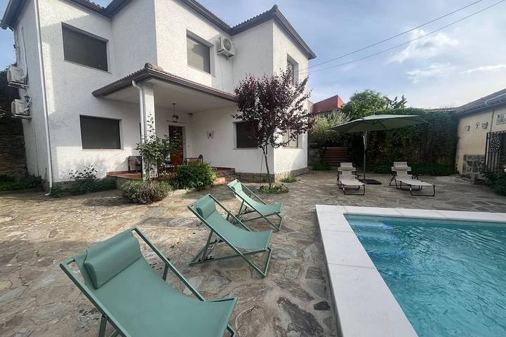 Casa rural para 10 personas - 1