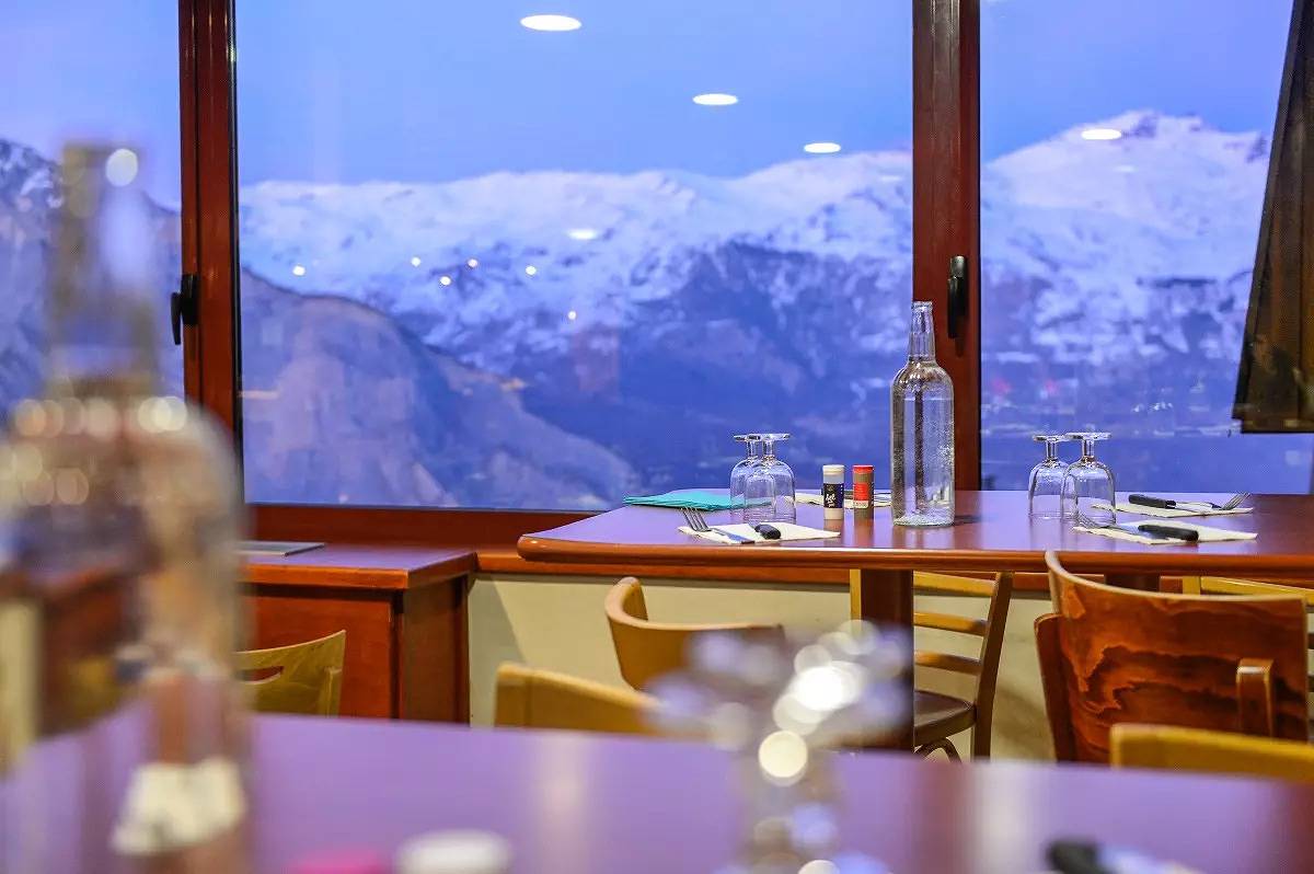 Room 2 People in Les Karellis, Montricher-Albanne