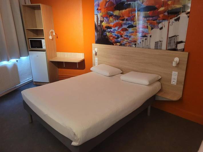 Hôtel pour 3 personnes, avec jardin