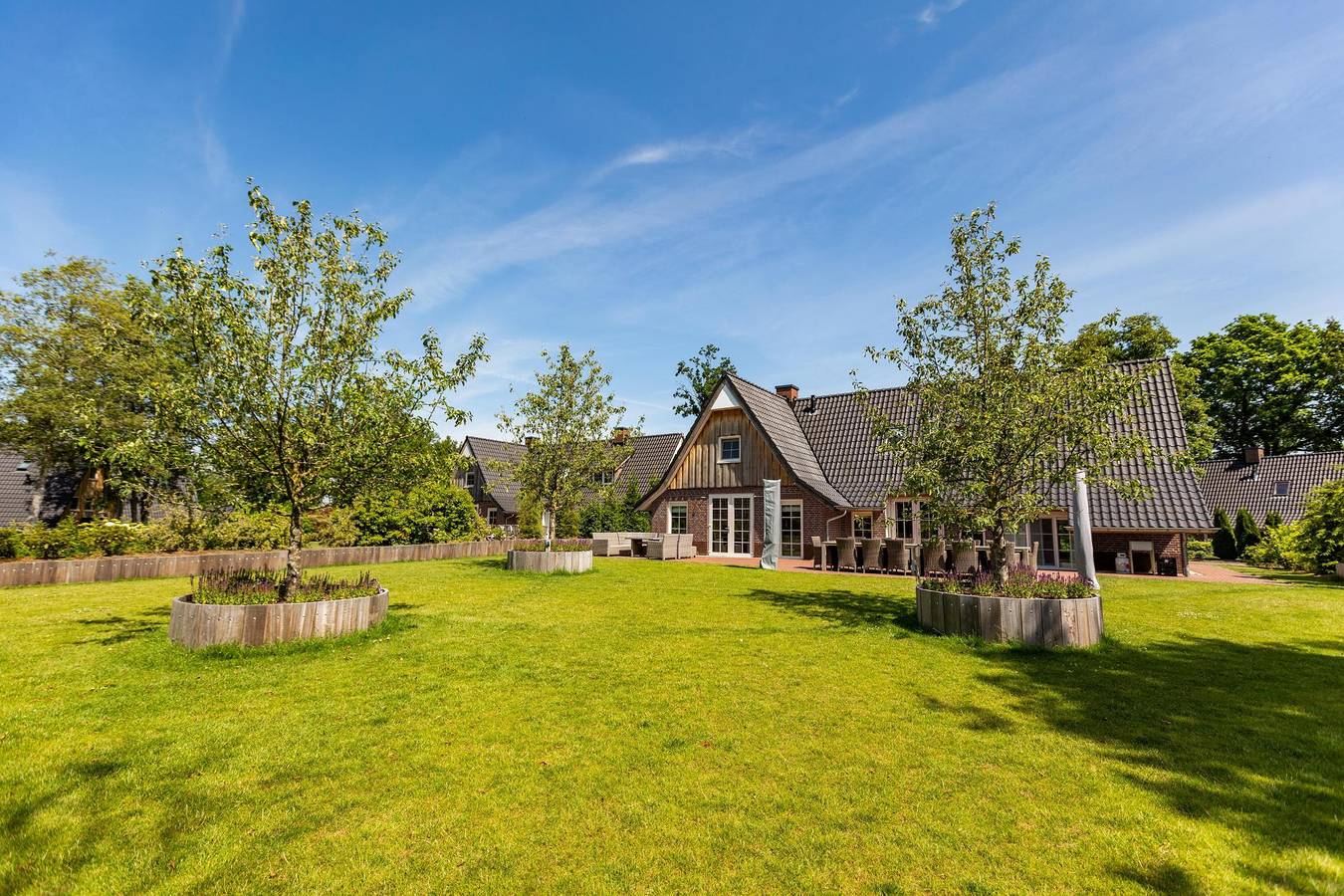 Hof van Salland Parkbeheer B.V. — Wilgenhaege Ferienvilla Wellness in Hellendoorn, Sallandse Heuvelrug