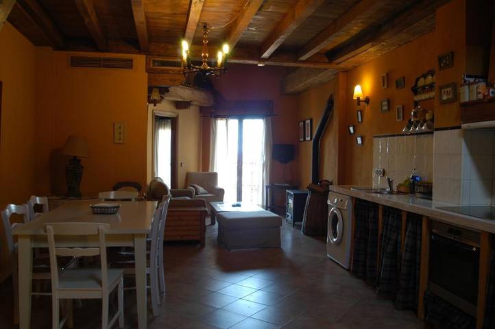 Apartamento para 5 personas, con Balcón y Vistas en Piedralaves