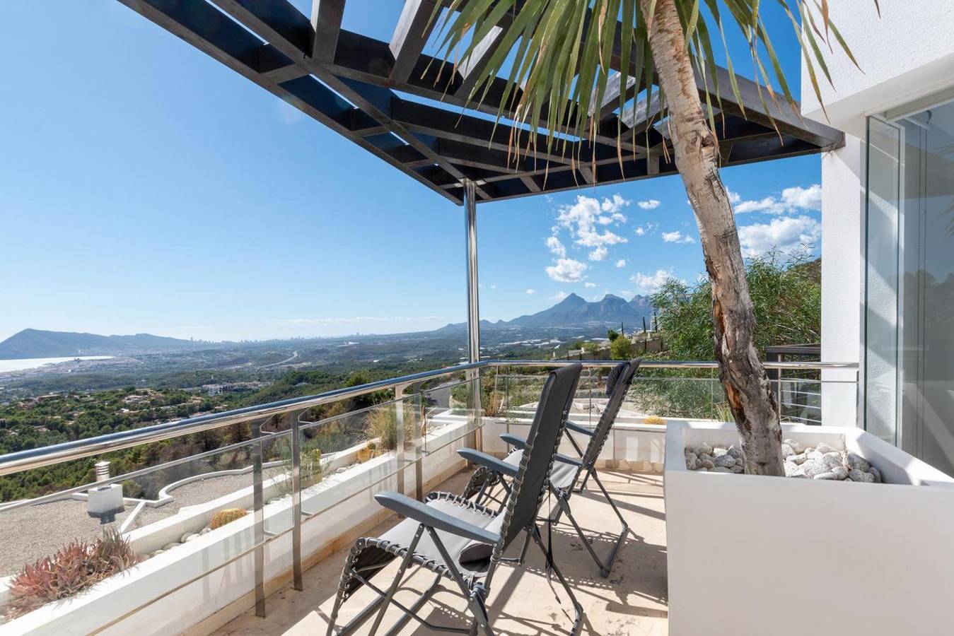 Villa 'Alteart' avec piscine privée, Wi-Fi et climatisation in Altea, Costa Blanca