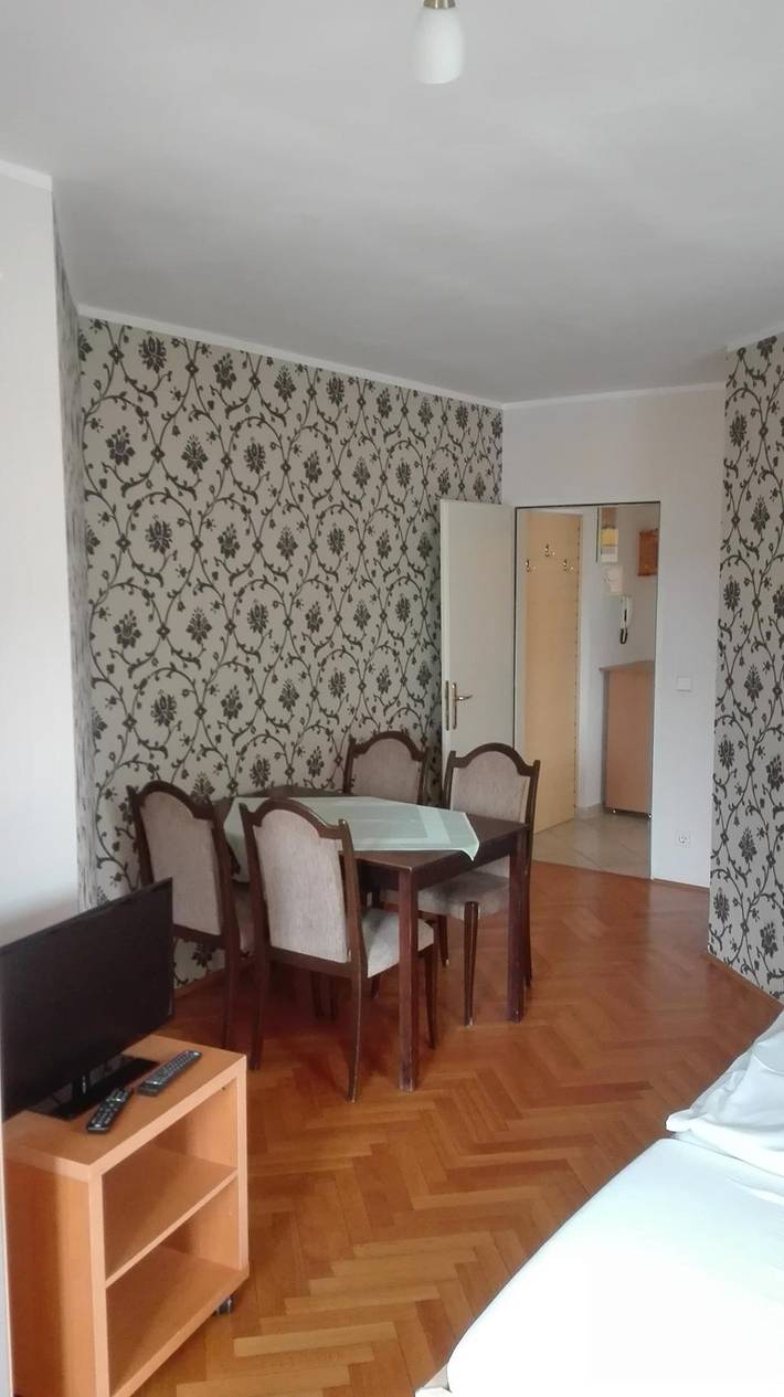 Ganze Wohnung, Ferienwohnung Madlene - Ferienwohnung 1 für bis zu 5 Personen in Wien-Umgebung