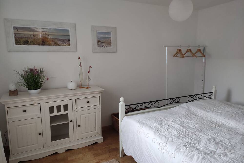 Ferienwohnung am Weidendom bei Stralsund - Ferienwohnung Erdgeschoss in Wendorf, Stralsund Umland