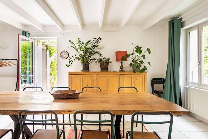 Location de vacances pour 11 personnes, avec terrasse ainsi que piscine et jardin, animaux acceptés à Ronsenac - 4