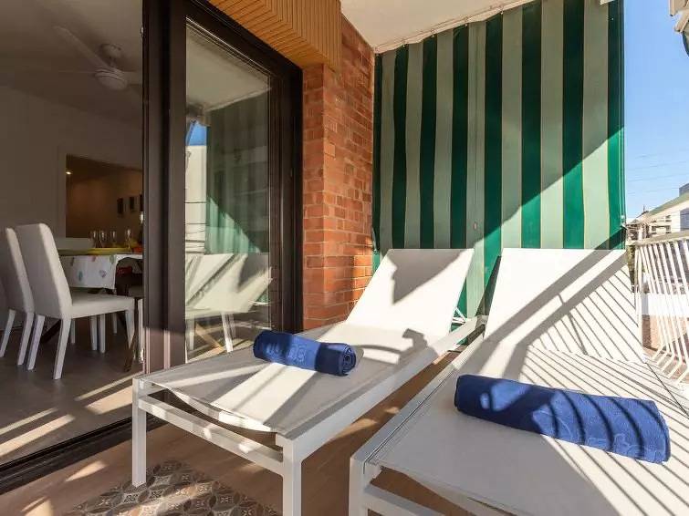 Apartamento entero, 4 estancias 6 personas in Coma-ruga, Vendrell