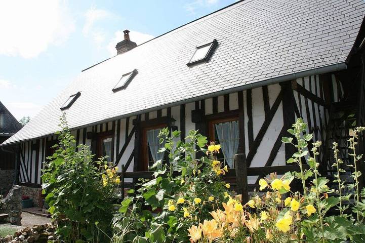 Location de vacances pour 7 personnes, avec Terrasse et Jardin à Toutainville