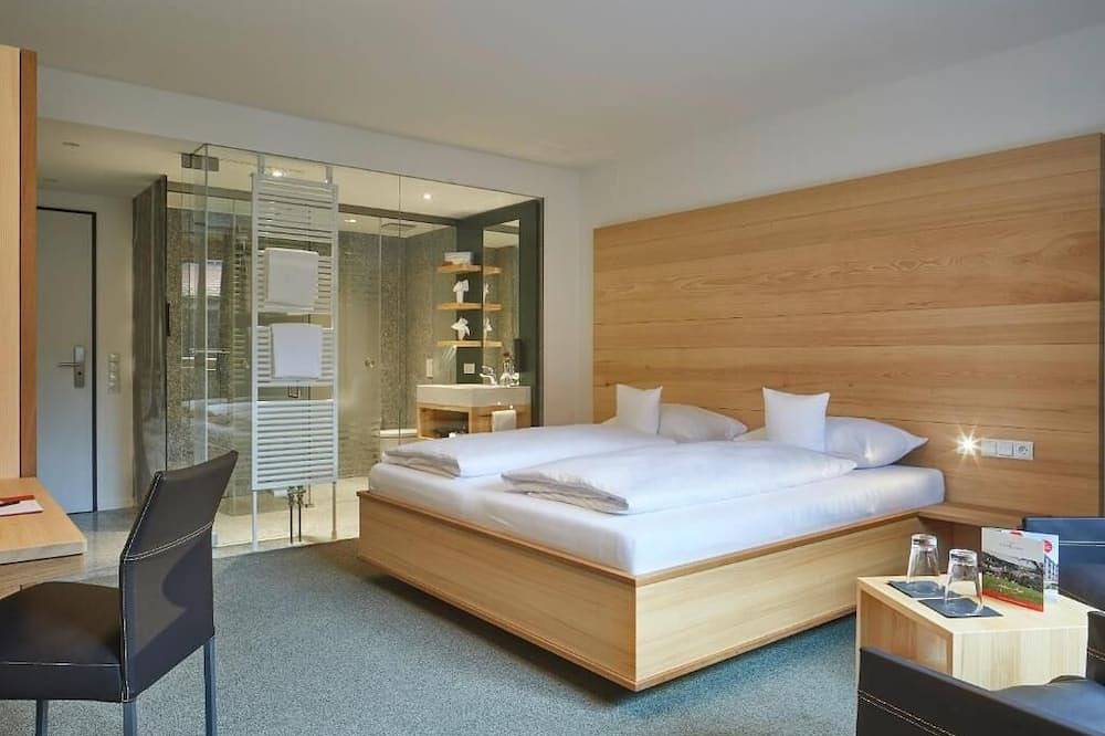 Ganze Wohnung, Doppelzimmer Deluxe, 31 qm, max. 2 Personen in Elzach, Südschwarzwald