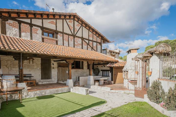 Vakantiehuis voor 23 personen, met Tuin in Castilië en León