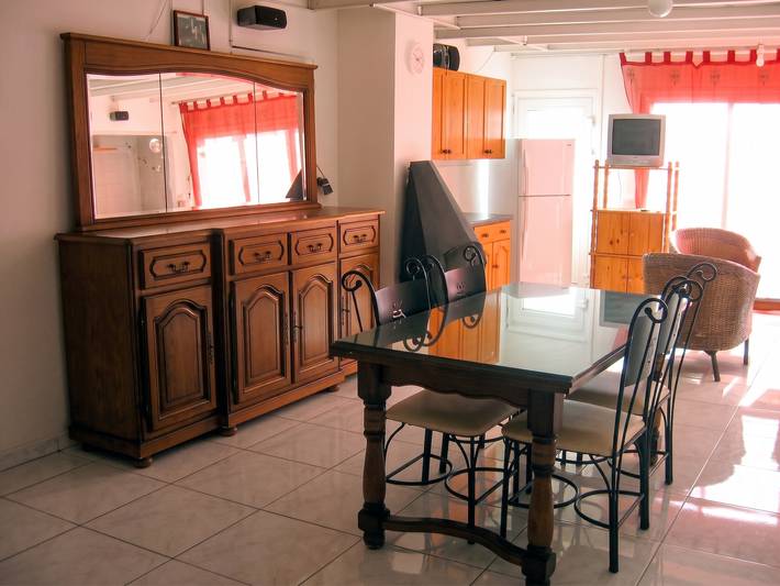 Ganze Wohnung, Elegantes Apartment in Bois De Nèfles, Saint Paul mit Jacuzzi. in Saint-Paul, La Réunion