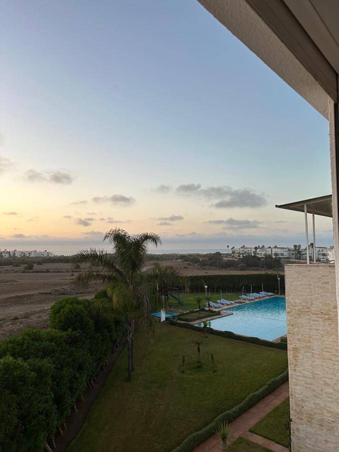 Appartement de vacances pour 4 personnes, avec piscine et balcon, animaux acceptés