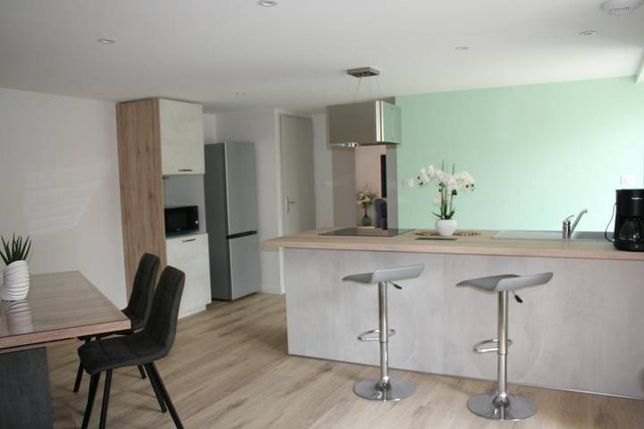 Gîte pour 4 personnes, avec balcon et vue à Airvault - 2