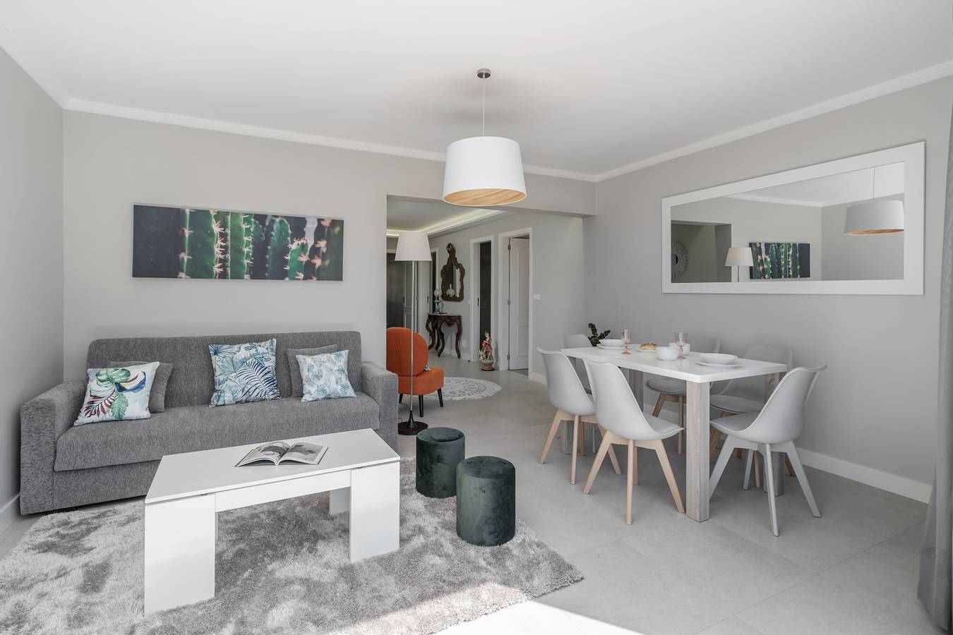 Entire apartment, Promenade I, with sea view for families. in São Martinho, Madeira