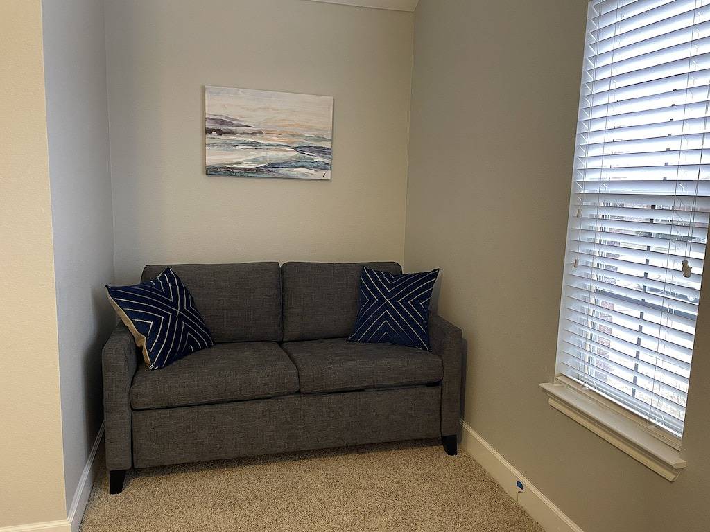 Hangout with Pool, Game Room and 7 Bedrooms in Dessau TX, Pflugerville