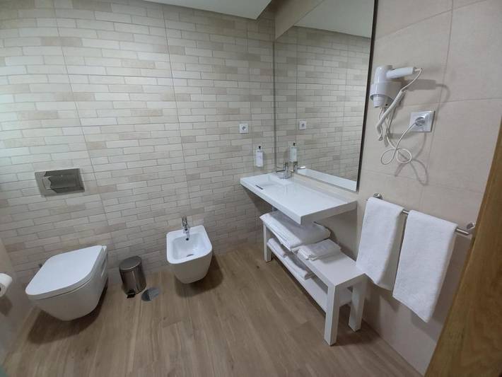 Casa rural para 4 personas, con jacuzzi además de piscina y terraza en Región Norte (Portugal) - 3