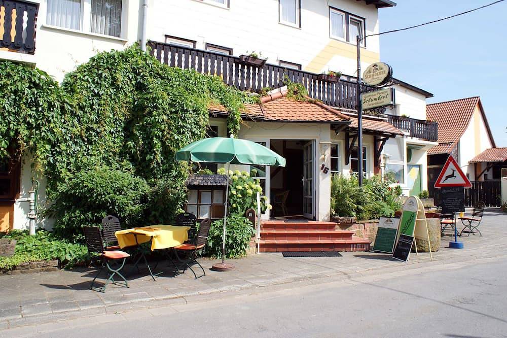 Eenpersoonskamer 1 - Gasthaus Pension Schumbert in Erbach im Odenwald, Main-Odenwald