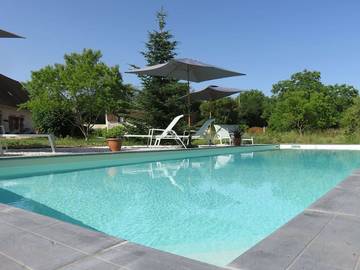 Cottage pour 2 personnes, avec jardin et piscine à Saint-Brisson-sur-Loire