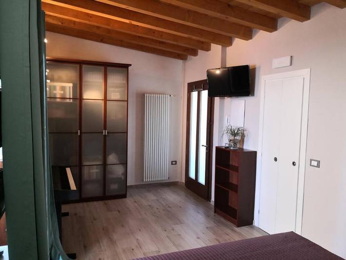 Ferienhaus für 3 Personen, mit Seeblick und Garten sowie Balkon in Gardasee-Lombardei - 3