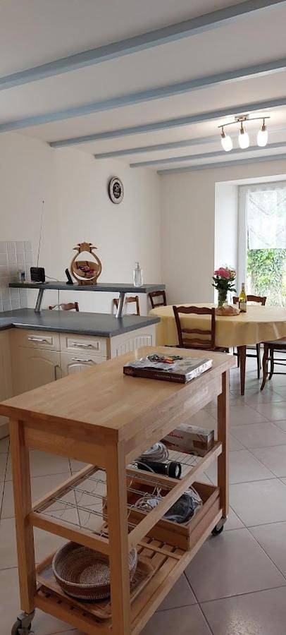 Location de vacances pour 8 personnes, avec jardin et vue, animaux acceptés à Saint-Quentin-de-Chalais - 3