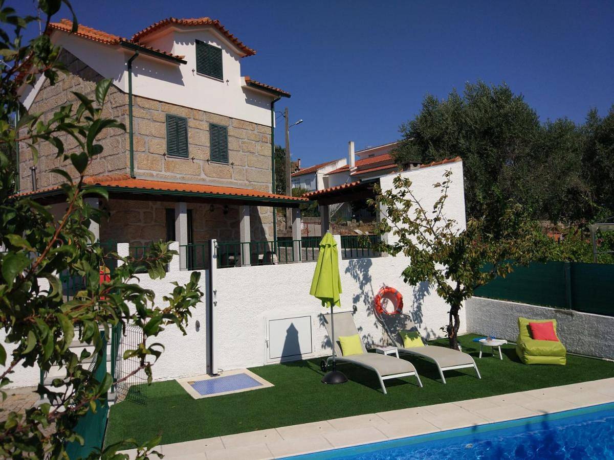 Casa do Chão do Ribeiro in Arcozelo (Gouveia), Serra da Estrela