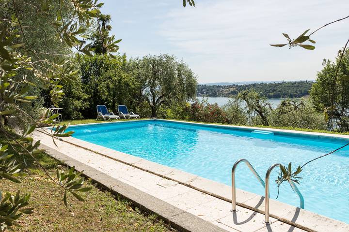 Villa für 6 Personen, mit Balkon und Pool sowie Garten in Salò - 3