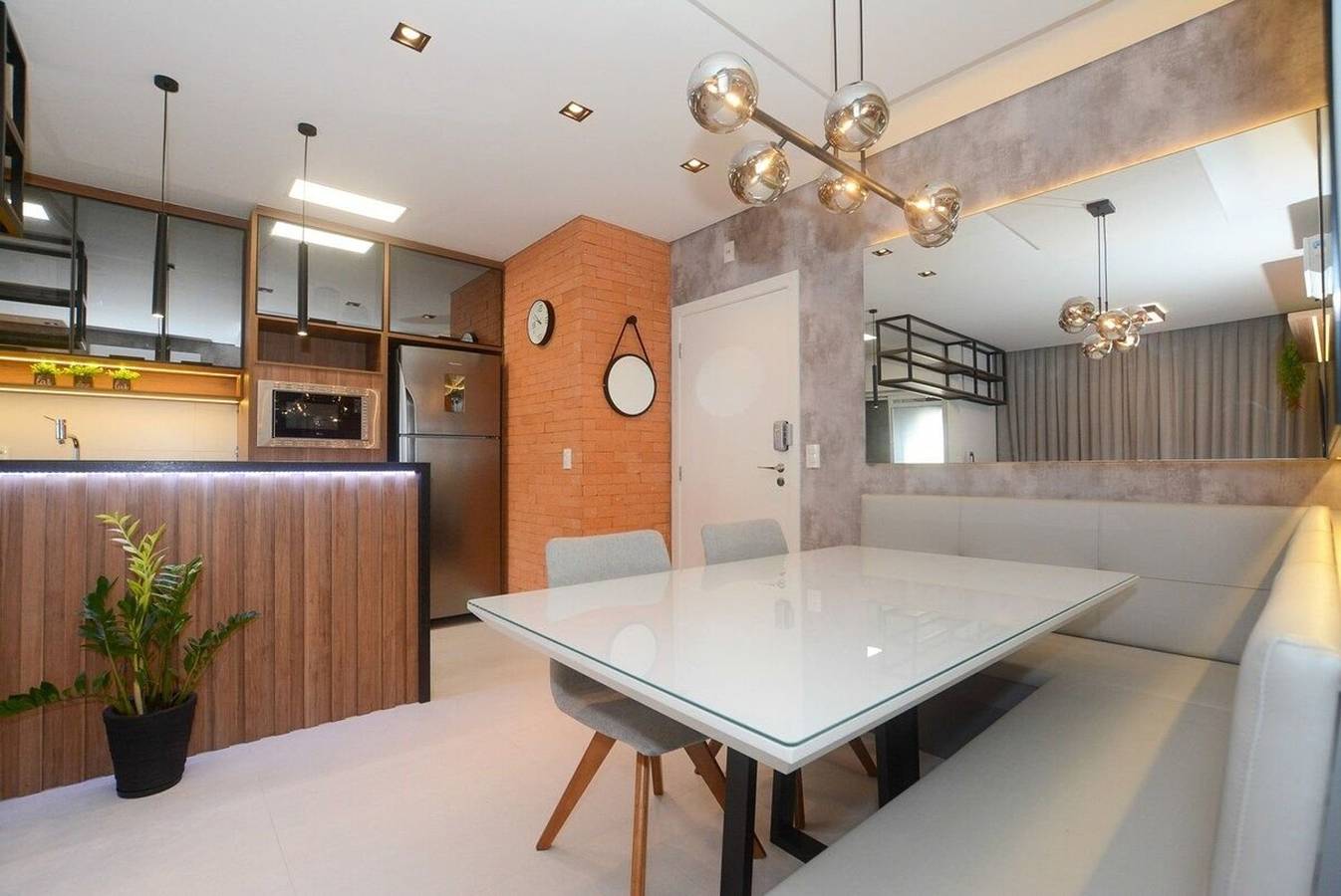 Entire apartment, Apto 100m da Praia Com Piscina Aquecida e Lazer in Cachoeira do Bom Jesus, Canasvieiras