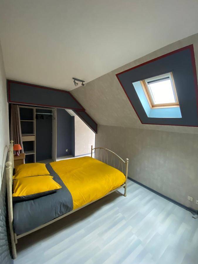 Appartement entier, Three-Bedroom Apartment in Pontorson, Région d'Avranches