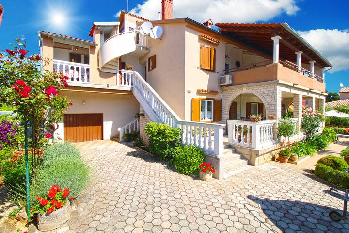 Ferienwohnung für 2 Personen, mit Balkon in Pula-Medulin