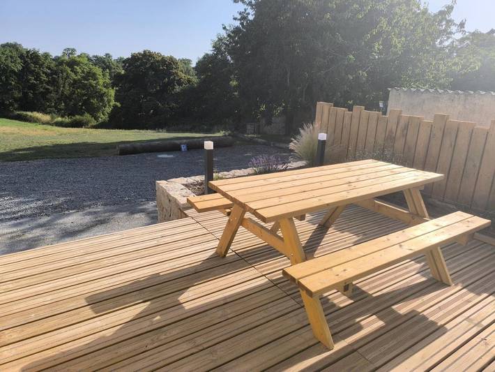 Location de vacances pour 6 personnes, avec jardin ainsi que terrasse et vue à La Verrie - 3