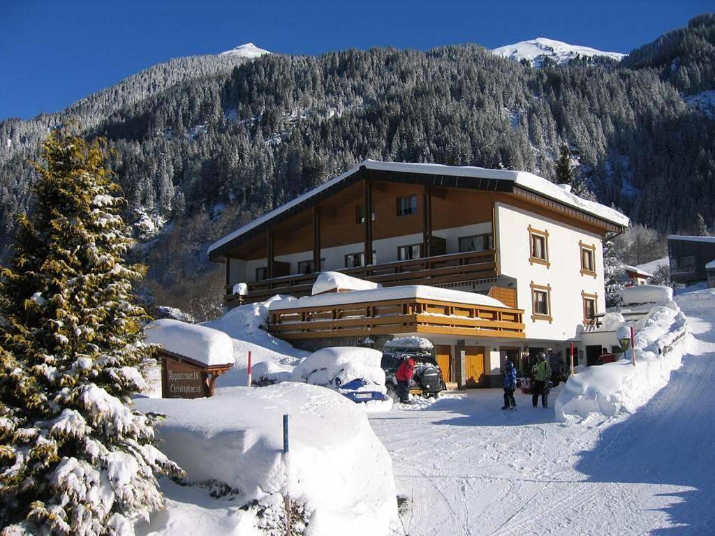 Ganze Wohnung, Two-Bedroom Apartment with Shower in Sankt Gallenkirch, Verwall