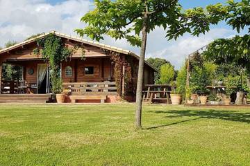 Gîte pour 5 personnes, avec jardin et terrasse à Cauro