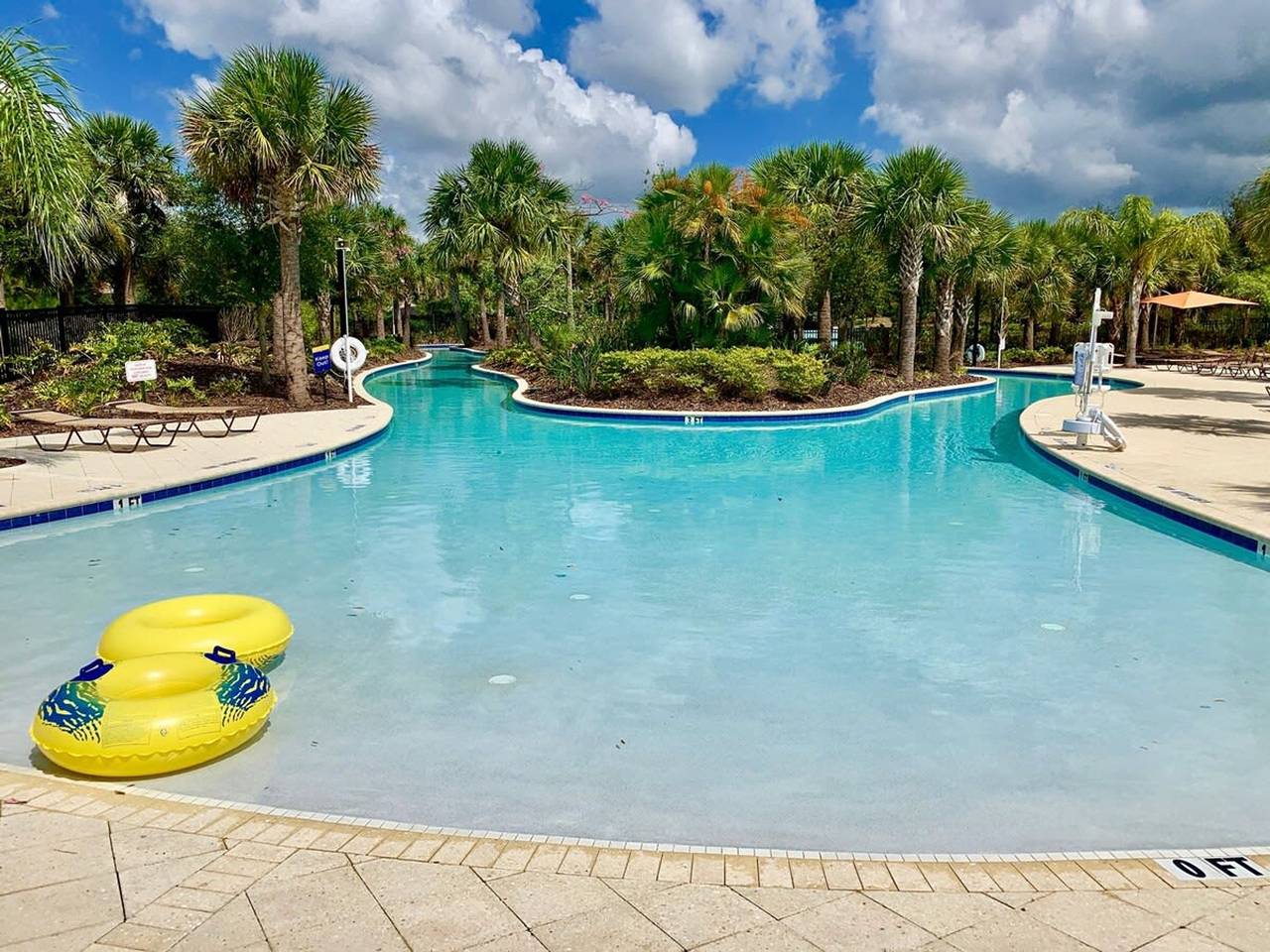 Luxury 5Bd w  Jacuzzi   Pool Near Disney   5528 in ChampionsGate, Central Florida