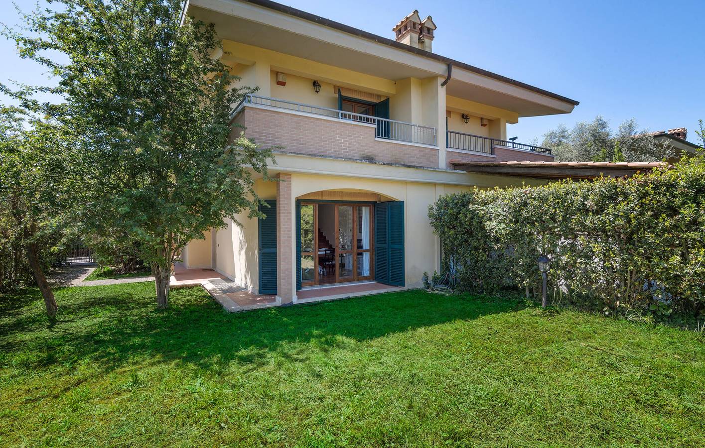 Cozy Apartment with WiFi, Parking, Terrace - 400m to Monterosi in Monterosi, Lake Bracciano