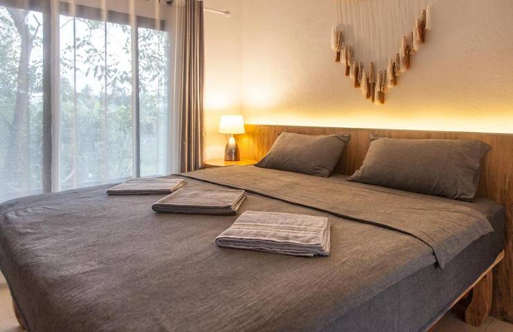 Villa für 2 Personen, mit Terrasse und Ausblick sowie Garten - 1