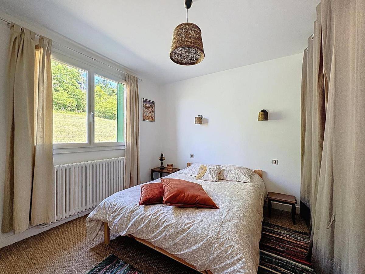 Two-Bedroom House in Tanlay, Arrondissement d'Avallon