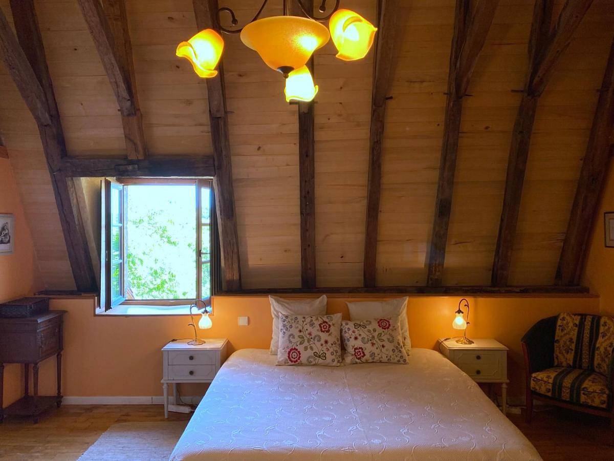 Le Chateau de Busqueilles La Suite in Autoire, Lot