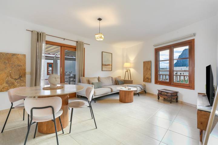 Ganze Wohnung, Ferienwohnung 'Con Gran Terraza Y Vistas' mit Balkon, WLAN und Klimaanlage in Los Silos, Teneriffa Nord