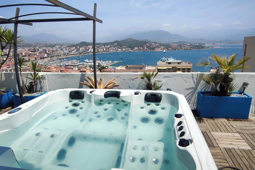 Ganze Wohnung, Homerez - Whg. Ajaccio Meerblick in Ajaccio, Golfe D'Ajaccio