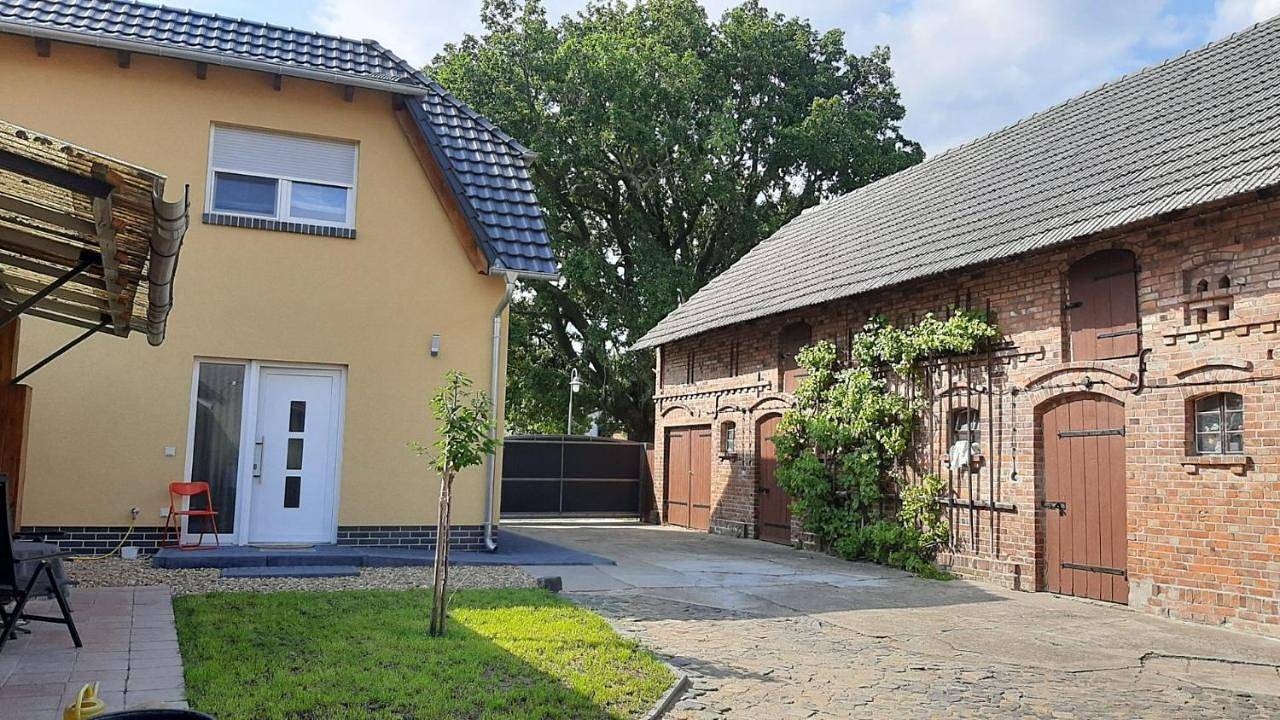 Ganze Wohnung, Ferienhaus zur Eiche am Dorfanger in Waldow/ Brand, Schönwald (Brandenburg)